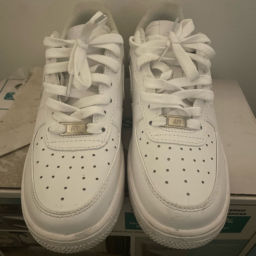 Nike Air Force 1 GS size 6.5 only worn twice